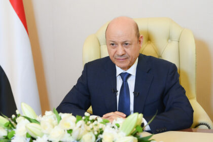 القضية الجنوبية: طلب عاجل من العليمي للسعودية لاستضافة مؤتمر حاسم - المهجر نت