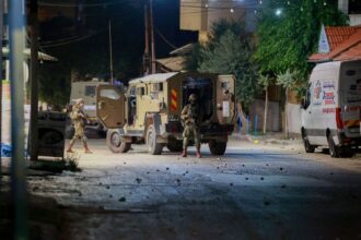 العدوان الإسرائيلي في الضفة الغربية: إصابات واعتقالات وهدم منازل بتصعيد مقلق - المهجر نت
